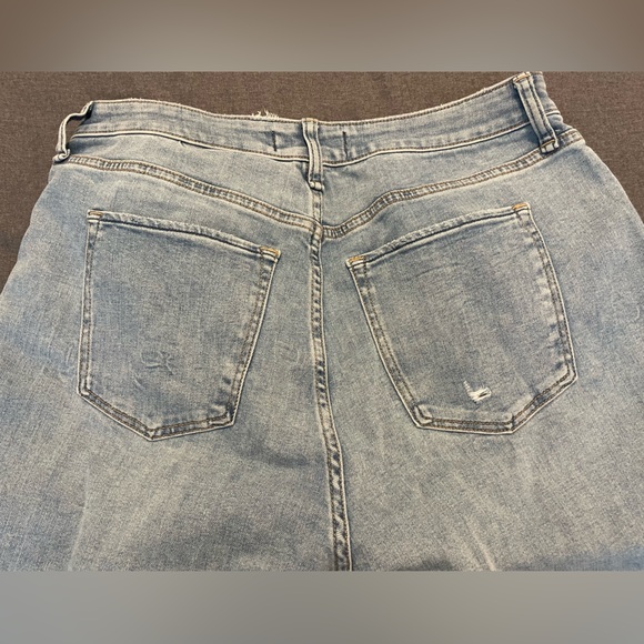 Abercrombie & Fitch Light Blue Super Skinny - Picture 2 of 3